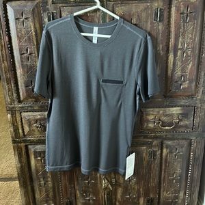 Lululemon short sleeve